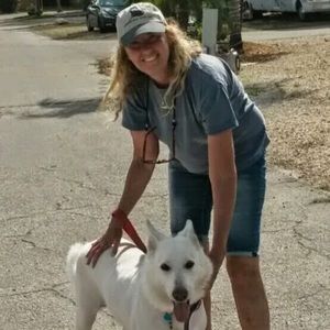 Meet your Posher, Tina